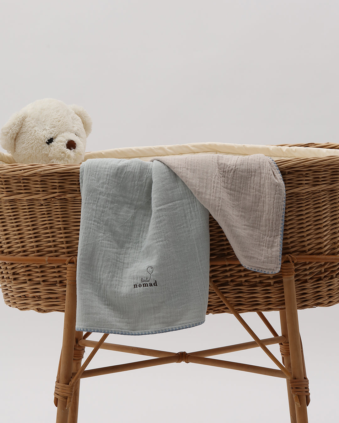 The Baby Blanket (Shipping from June 10)